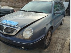 lancia lybra berlina del año 2003 2