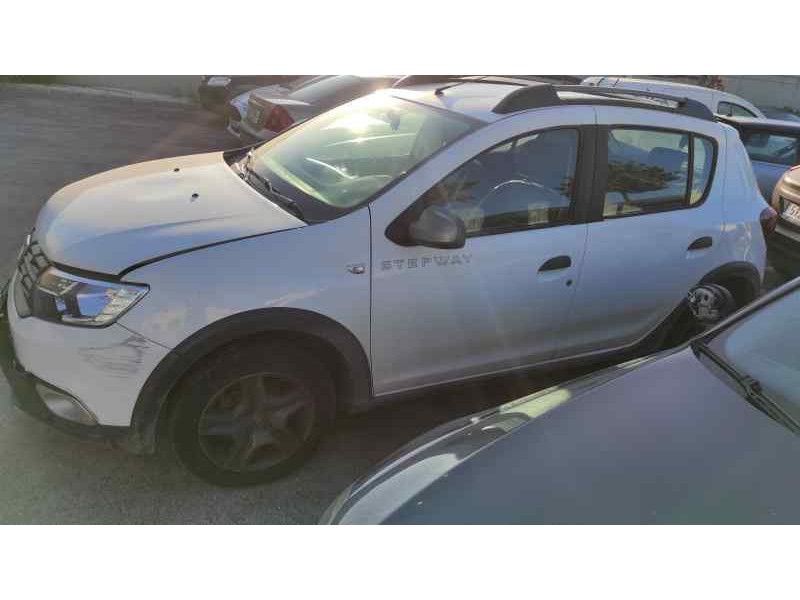 Recambio de retrovisor izquierdo para dacia sandero 1.0 tce referencia OEM IAM   