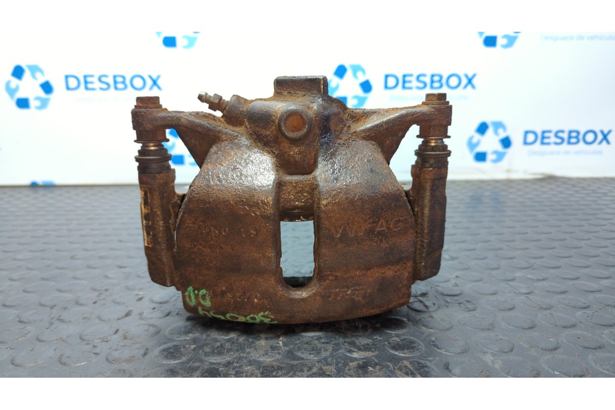 Recambio de pinza de freno delantera derecha para volkswagen golf vii lim. 1.2 tsi referencia OEM IAM 6792C  
