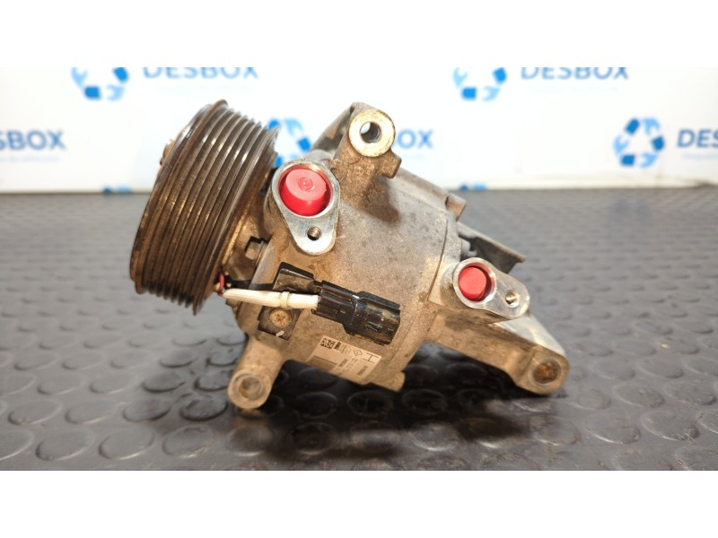 Recambio de compresor aire acondicionado para dacia sandero 1.0 tce referencia OEM IAM 926003541R  