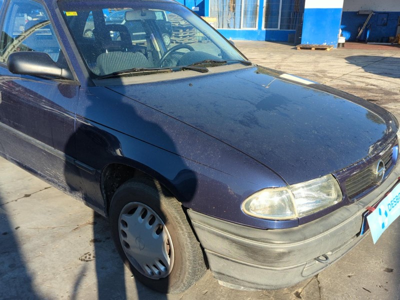 opel astra f berlina del año 1997