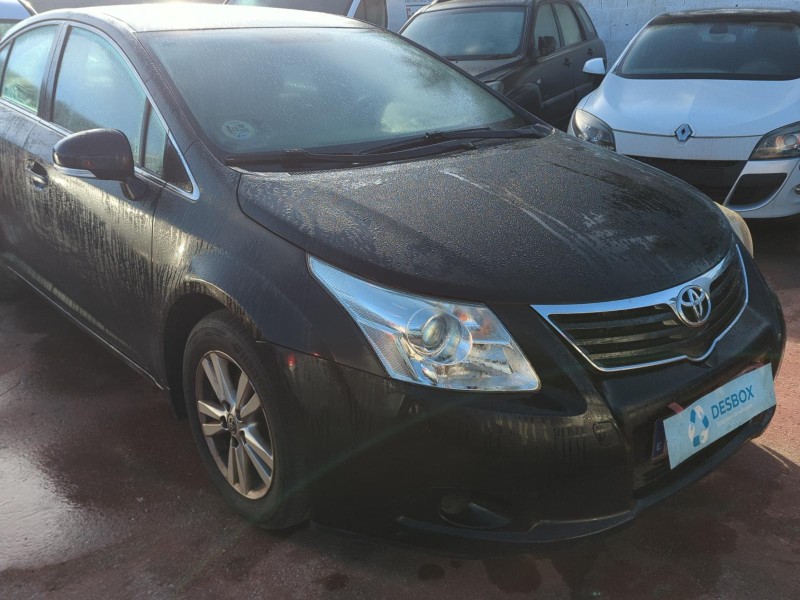 toyota avensis cross sport (t27) del año 2010