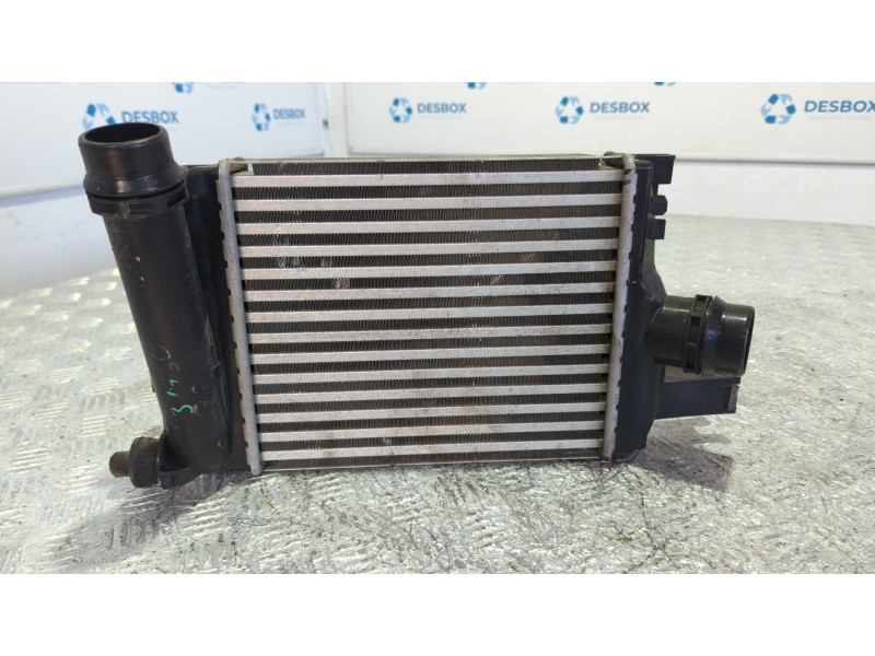 Recambio de intercooler para dacia sandero 1.0 tce referencia OEM IAM 144963014R  