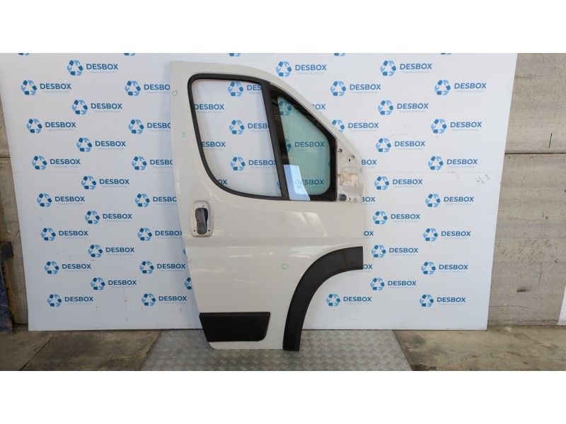 Recambio de puerta delantera derecha para peugeot boxer caja abierta referencia OEM IAM   