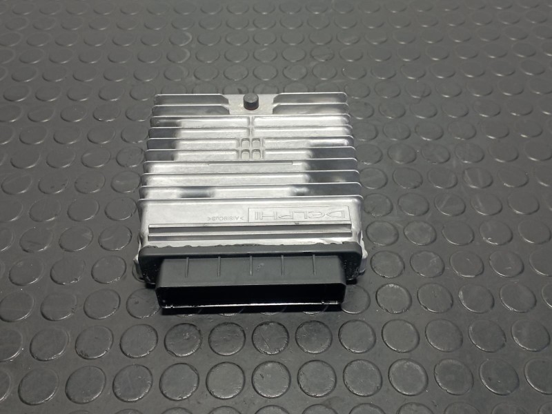 Recambio de centralita motor uce para ssangyong kyron 2.0 di referencia OEM IAM A6645408032  