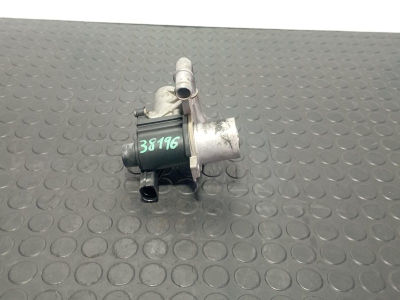 Recambio de valvula egr para renault megane iii sport tourer 1.9 dci referencia OEM IAM 8200846454D  