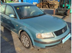 volkswagen passat berlina (3b3) del año 2000 2