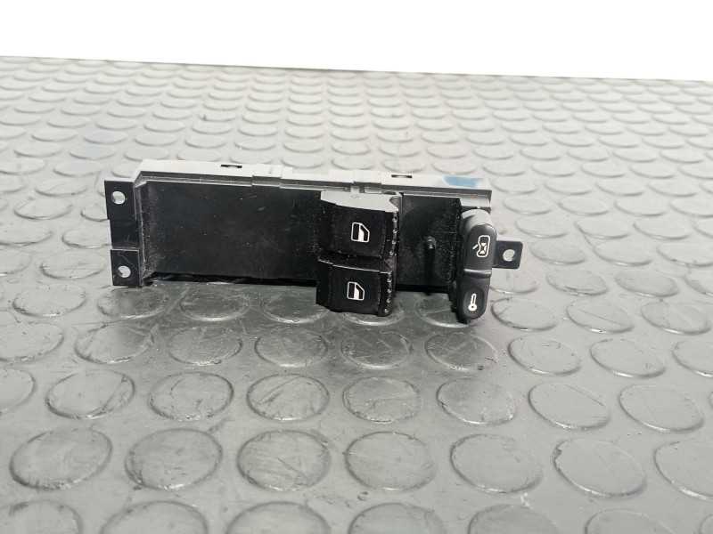 Recambio de mando elevalunas delantero izquierdo para seat leon (1m1) 1.9 tdi referencia OEM IAM 37SKV002  