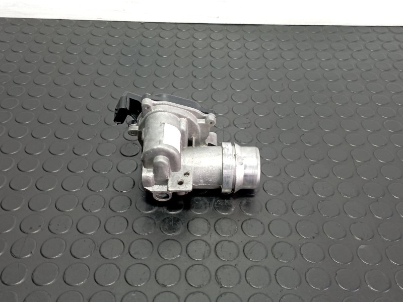 Recambio de caja mariposa para renault megane iii sport tourer 1.9 dci referencia OEM IAM 8200614985  