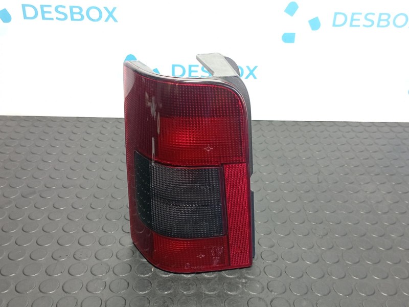 Recambio de piloto trasero izquierdo para citroen berlingo 2.0 hdi referencia OEM IAM 0903931  