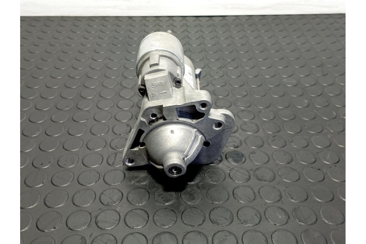 Recambio de motor arranque para renault megane iii sport tourer 1.9 dci referencia OEM IAM 8200836473B  