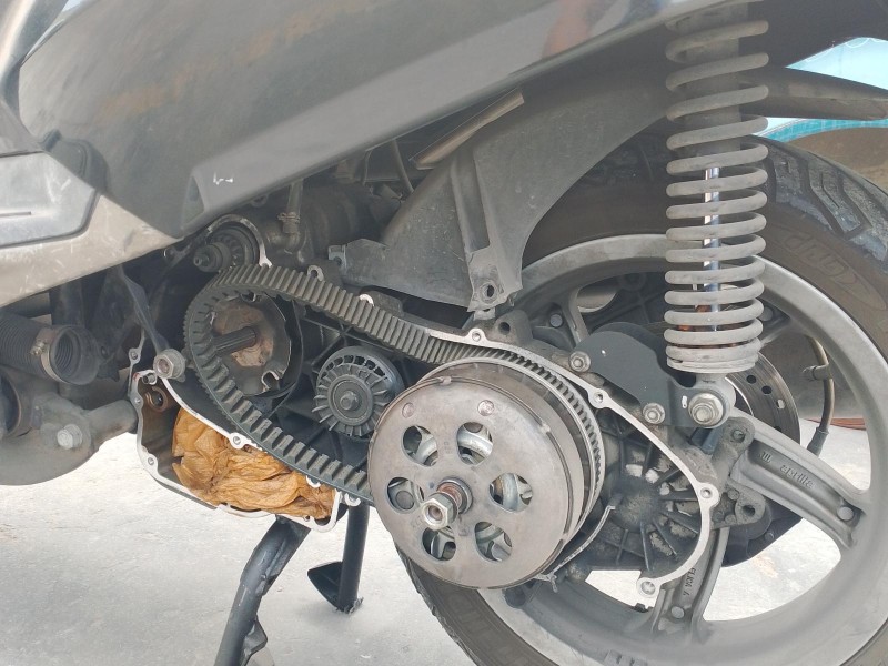 aprilia atlantic 200 del año 2003