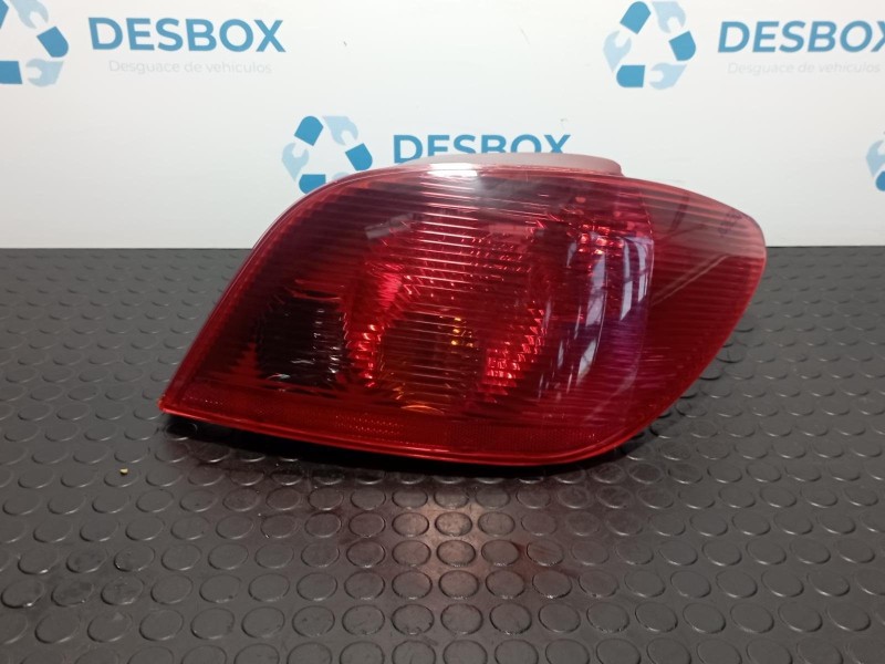 Recambio de piloto trasero derecho para peugeot 307 (s1) xr clim referencia OEM IAM 085501923R  