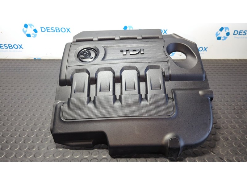 Recambio de tapa motor para skoda octavia berlina (1z3) active plus referencia OEM IAM 04L103925C  
