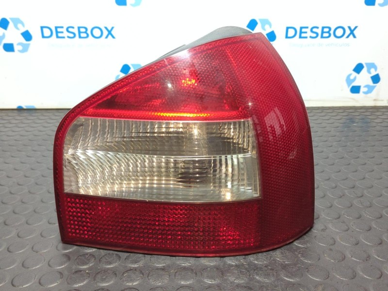 Recambio de piloto trasero derecho para audi a3 (8l) 1.9 tdi referencia OEM IAM 8L0945096B  