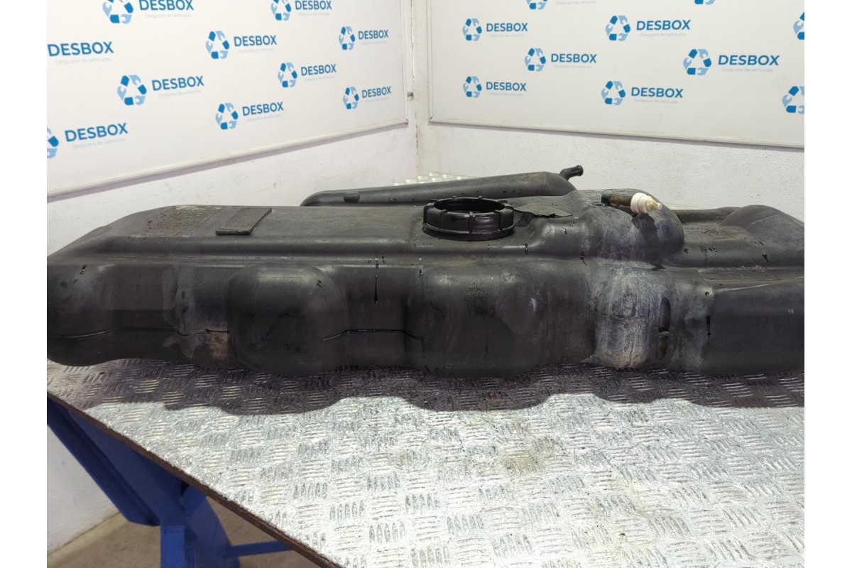 Recambio de deposito combustible para mercedes-benz sprinter 02.00  caja abierta 2.2 cdi referencia OEM IAM A9014714098  