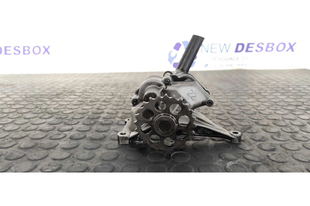 Recambio de bomba aceite para mercedes-benz vito caja cerrada 6.03  109 cdi compacto (639.601) referencia OEM IAM 6061810801  