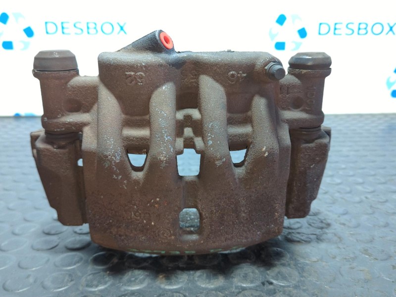 Recambio de pinza de freno delantera izquierda para peugeot boxer furgoneta 2.2 bluehdi 140 referencia OEM IAM C068  