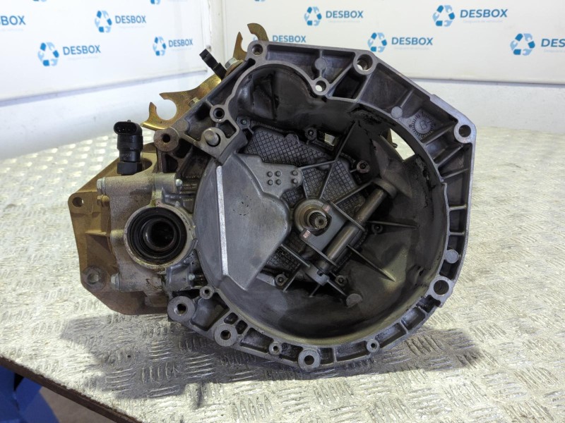 Recambio de caja cambios para fiat punto berlina (188) referencia OEM IAM 46524935  