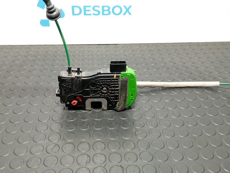 Recambio de cerradura puerta trasera derecha para hyundai i40 1.6 crdi referencia OEM IAM 814203Z000  