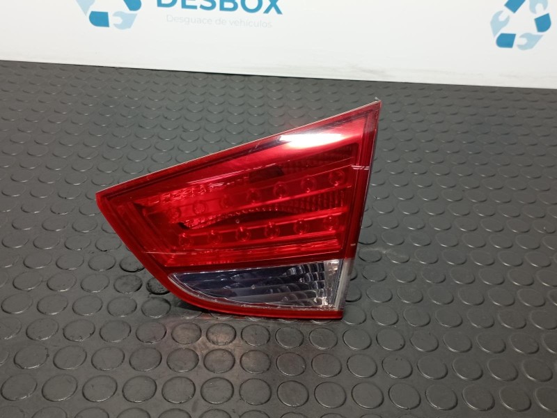Recambio de piloto porton derecho para hyundai ix35 1.7 crdi referencia OEM IAM 924062Y0  