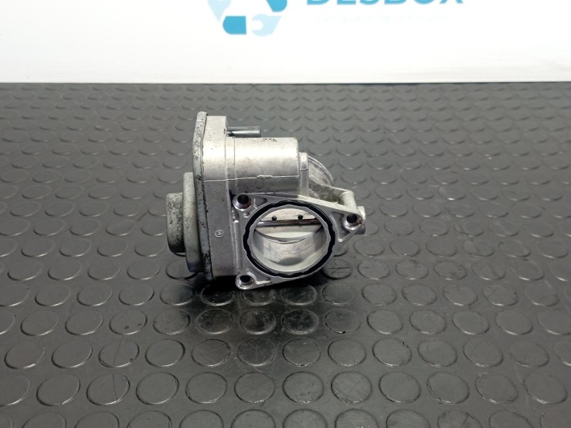Recambio de caja mariposa para volkswagen passat berlina (3c2) highline referencia OEM IAM 038128063G  