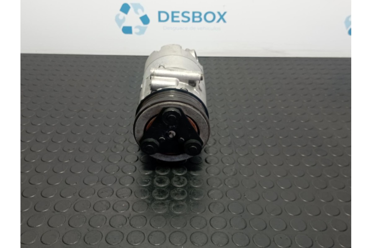 Recambio de compresor aire acondicionado para ford focus berlina (cap) 1.8 tdci referencia OEM IAM 6M5H19D629AB  