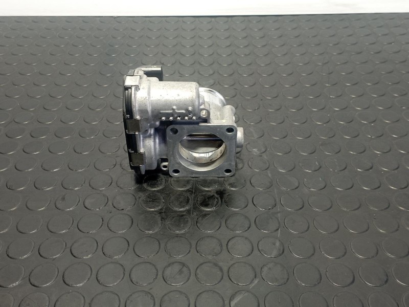 Recambio de caja mariposa para hyundai ix20 1.4 crdi referencia OEM IAM 351002A600  