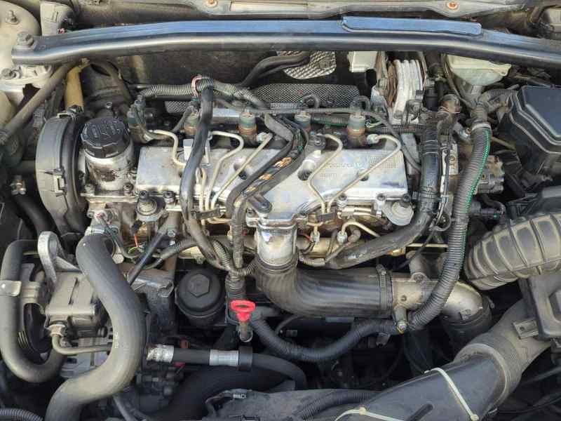 Recambio de motor para volvo s60 berlina 2.4 d referencia OEM IAM D5244T  