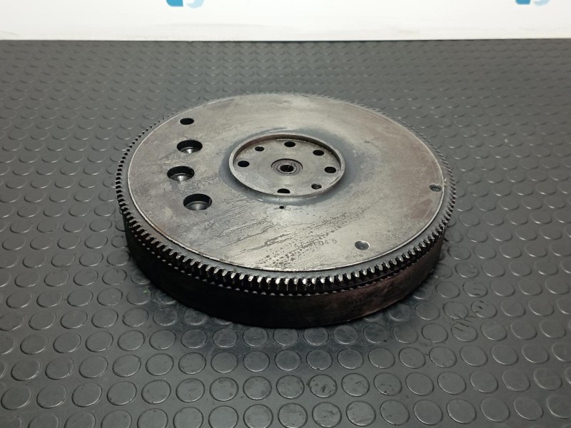 Recambio de volante motor para john deere 1020 1020 referencia OEM IAM AT21045  