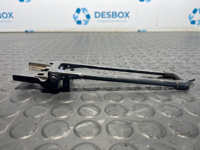 Recambio de retenedor puerta izquierda para opel combo (corsa c) referencia OEM IAM 13142157  