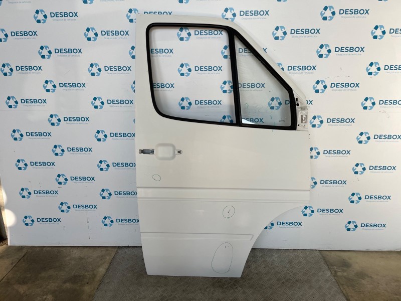 Recambio de puerta delantera derecha para mercedes-benz sprinter 02.00  caja abierta 2.2 cdi referencia OEM IAM   