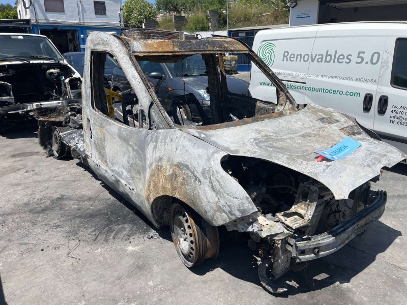 fiat doblo caja/chasis del año 2015