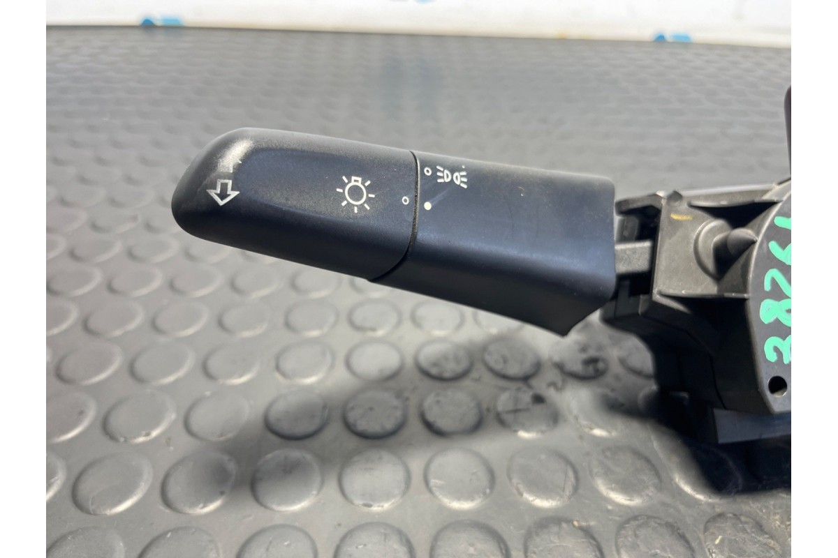 Recambio de mando multifuncion para mercedes-benz sprinter 02.00  caja abierta 2.2 cdi referencia OEM IAM 0015404745  