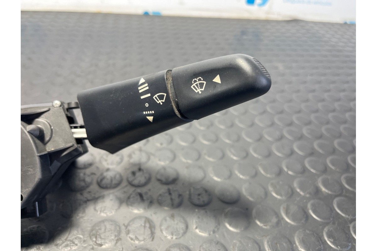 Recambio de mando multifuncion para mercedes-benz sprinter 02.00  caja abierta 2.2 cdi referencia OEM IAM 0015404745  