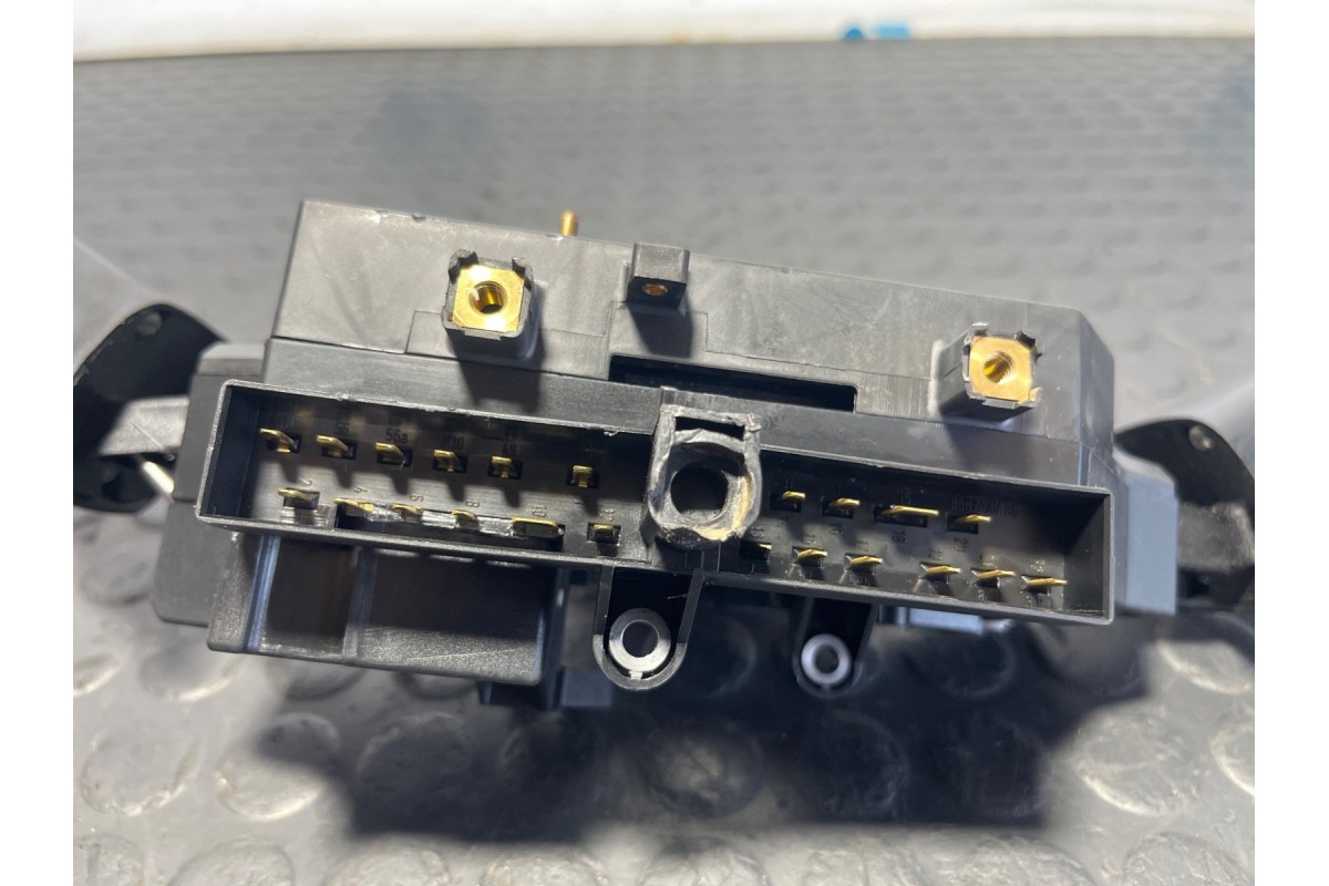 Recambio de mando multifuncion para mercedes-benz sprinter 02.00  caja abierta 2.2 cdi referencia OEM IAM 0015404745  