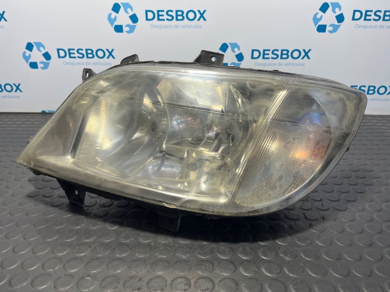 Recambio de faro izquierdo para mercedes-benz sprinter 02.00  caja abierta 2.2 cdi referencia OEM IAM 15053100  