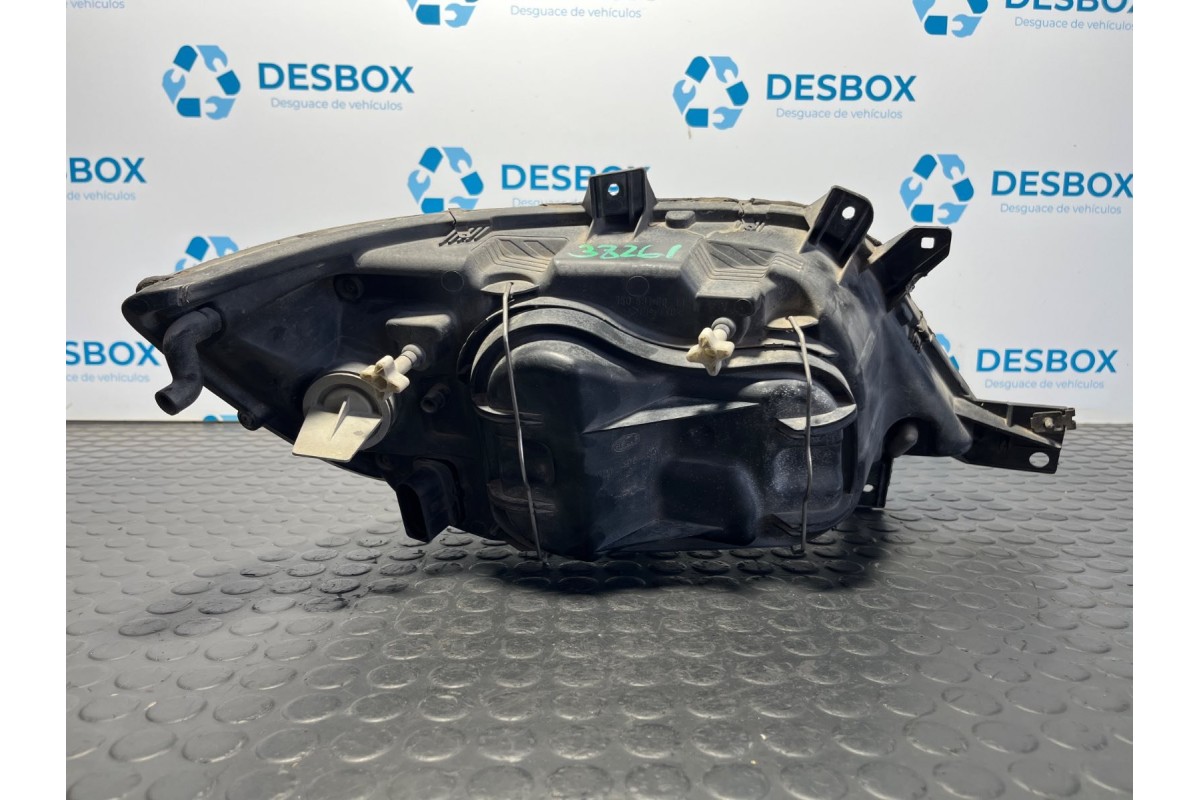 Recambio de faro izquierdo para mercedes-benz sprinter 02.00  caja abierta 2.2 cdi referencia OEM IAM 15053100  