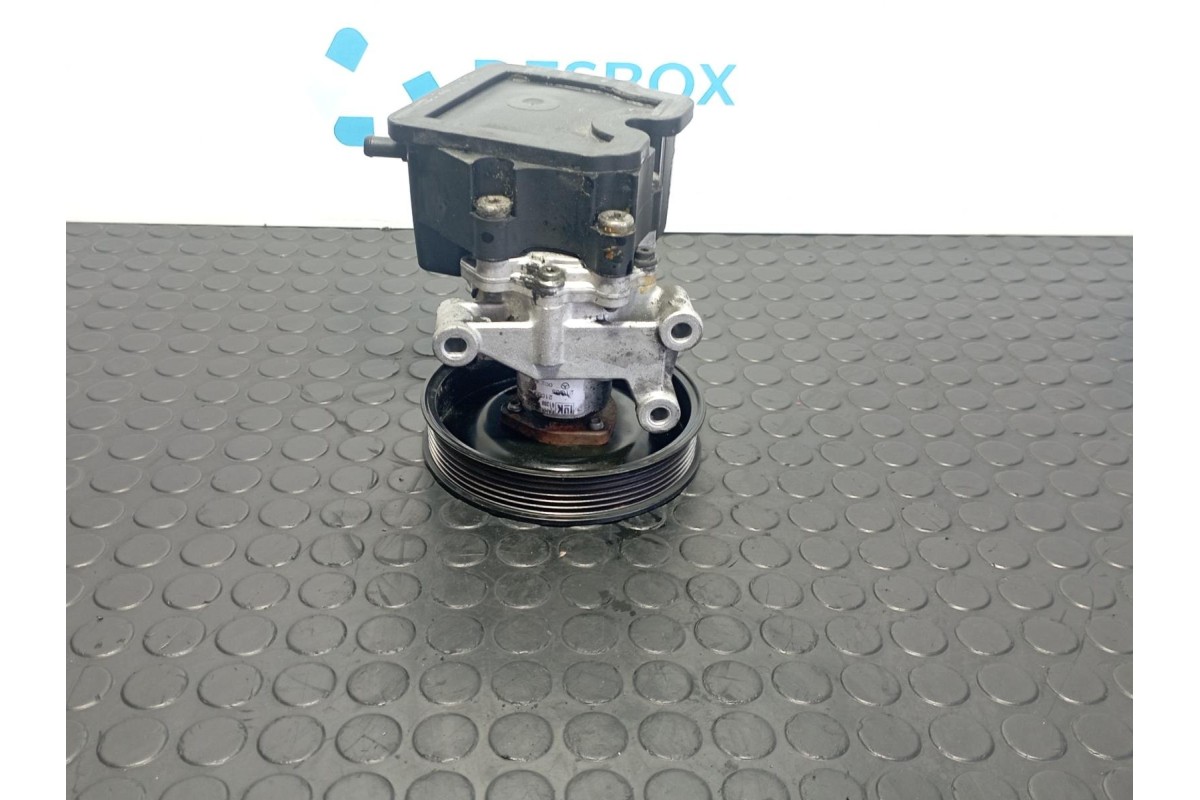 Recambio de bomba direccion para mercedes-benz sprinter 02.00  caja abierta 2.2 cdi referencia OEM IAM 0024667501  