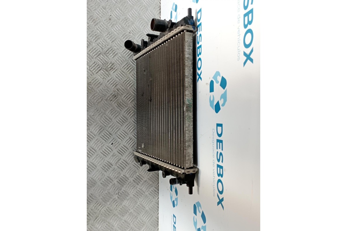 Recambio de radiador agua para renault clio ii fase i (b/cbo) 1.2 referencia OEM IAM 7700430647  