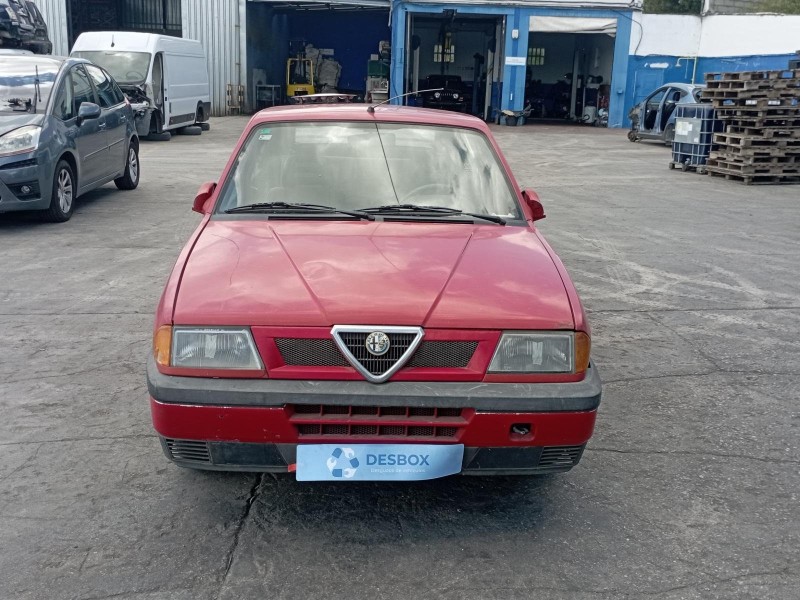 alfa romeo 33 berlina del año 1991