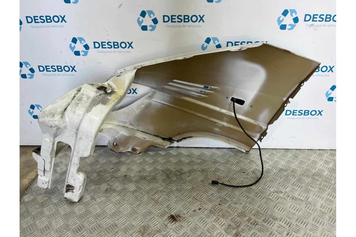 Recambio de aleta delantera derecha para mercedes-benz sprinter 02.00  caja abierta 2.2 cdi referencia OEM IAM   