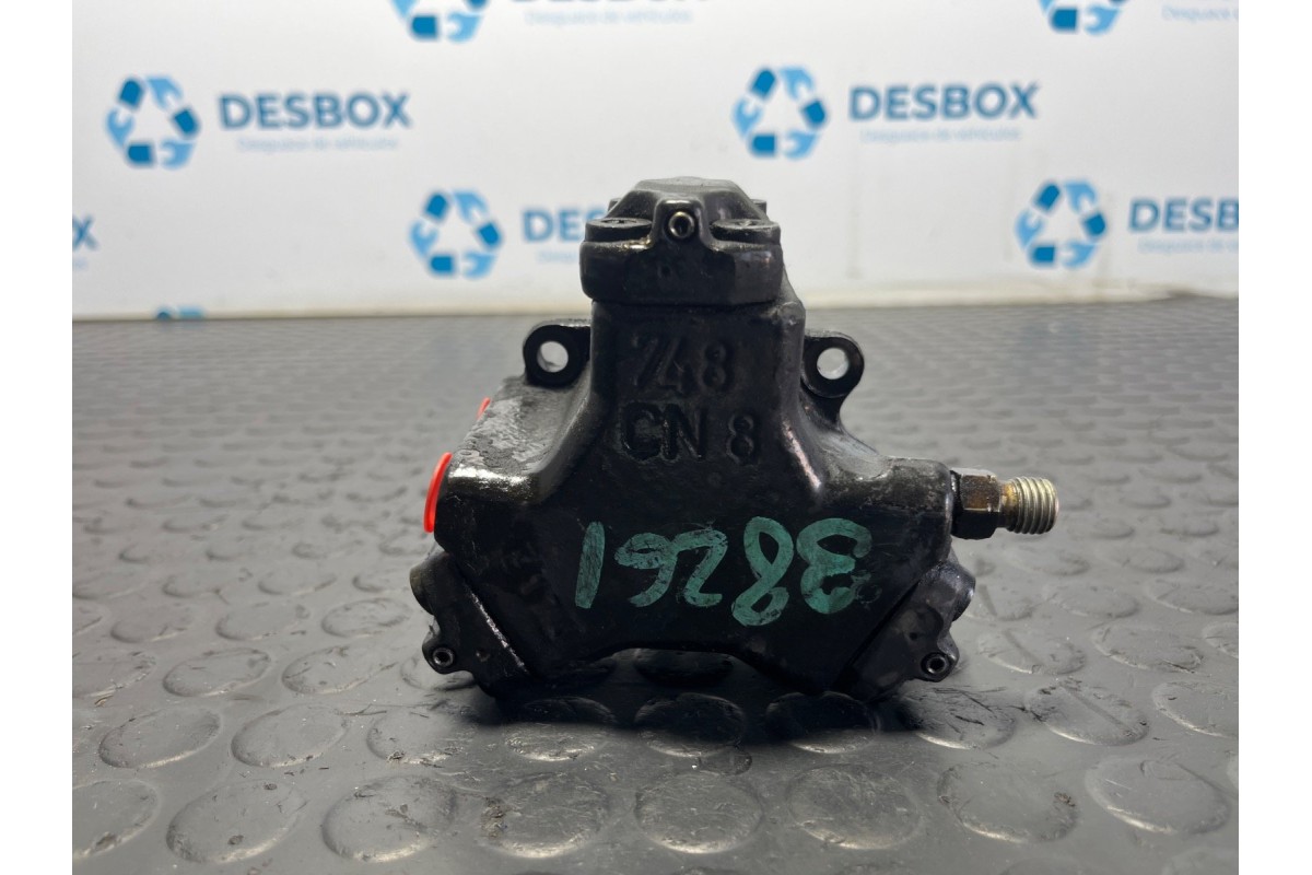 Recambio de bomba inyeccion para mercedes-benz sprinter 02.00  caja abierta 2.2 cdi referencia OEM IAM A6110700501  