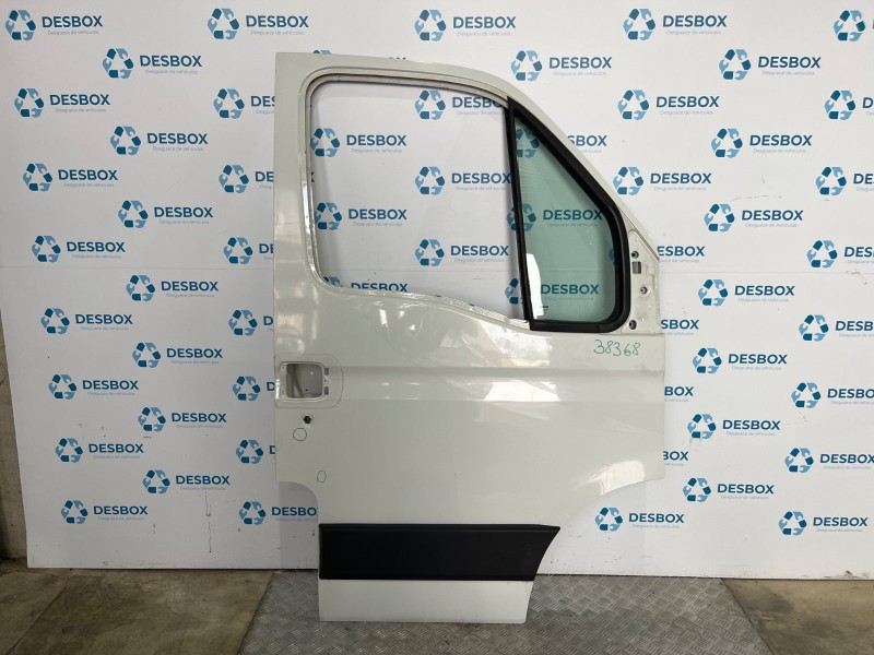 Recambio de puerta delantera derecha para iveco daily conf. paquetería (sommer) referencia OEM IAM   