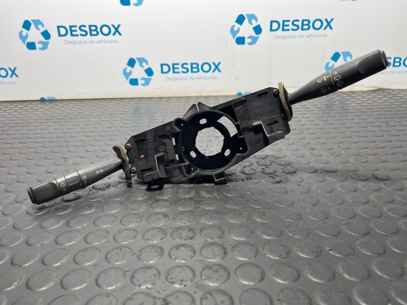 Recambio de mando multifuncion para peugeot 206 berlina 206 xtd 1.9 referencia OEM IAM 9630605180  