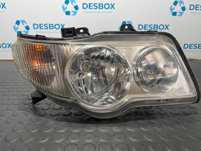 Recambio de faro derecho para piaggio (vespa) porter caja/chasis electric referencia OEM IAM 3008100107  