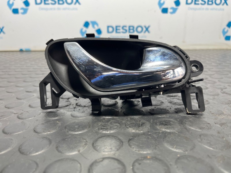 Recambio de maneta interior delantera derecha para nissan qashqai (j11) referencia OEM IAM 806704EA0A  