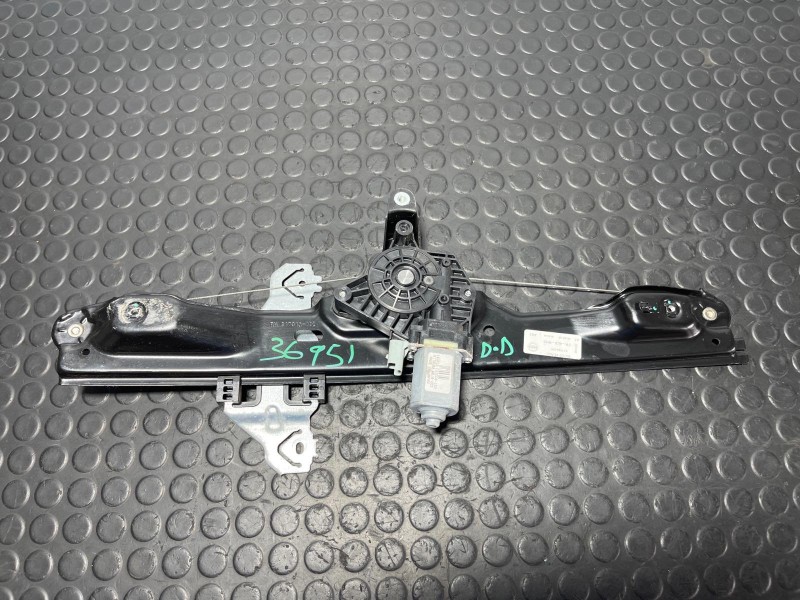 Recambio de elevalunas delantero derecho para nissan qashqai (j11) referencia OEM IAM 807004EA0D  