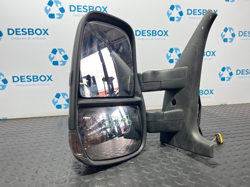 Recambio de retrovisor izquierdo para iveco daily conf. paquetería (sommer) referencia OEM IAM 5801755713  