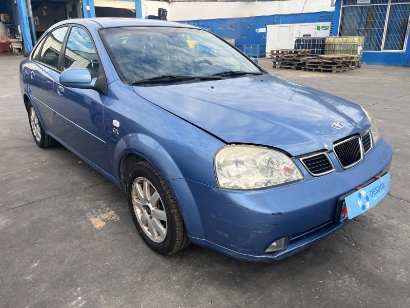 daewoo nubira sedán del año 2004